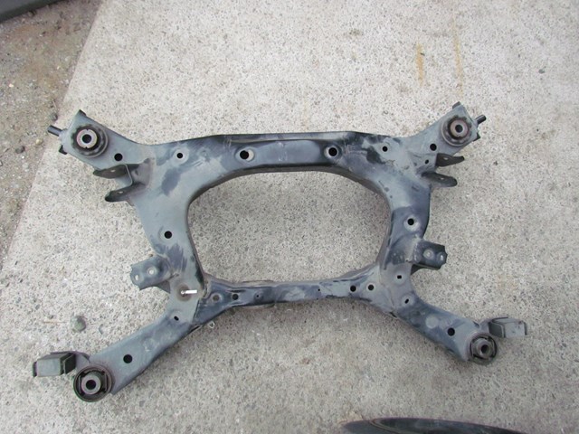 2008 Infiniti G37 Coupe RWD Rear Subframe