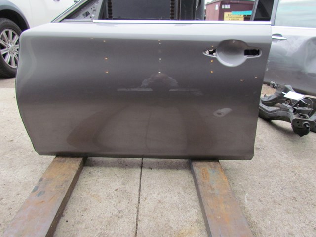 2012 Infiniti M37x M37 Front LH Driver Door Shell