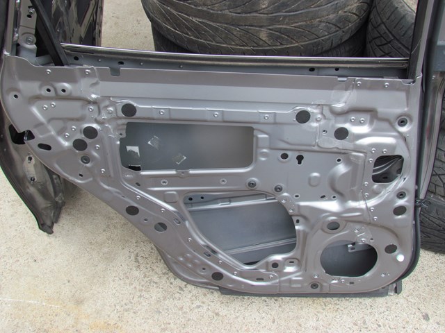 2012 Infiniti M37x Rear LH Driver Door Shell 