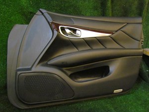 2012 Infiniti M37 M37x Front RH Passenger Door Panel