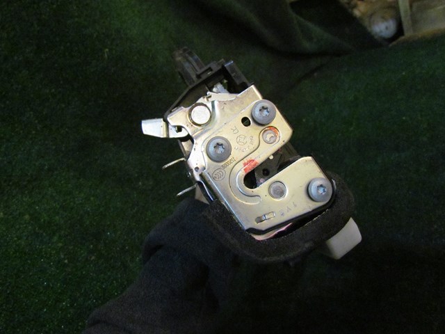 2012 Infiniti M37x Front RH Passenger Door Lock Actuator