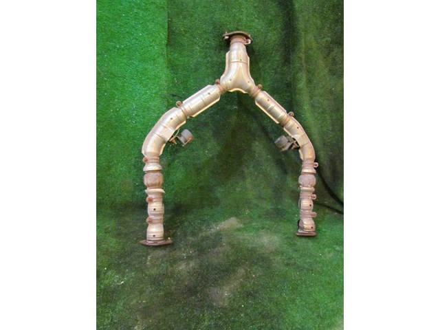 2012 Infiniti M37x Exhaust Y Pipe