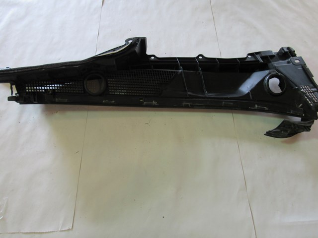 2012 Infiniti M37 M37x LH Driver Wiper Cowl OEM 66863 1MA0A
