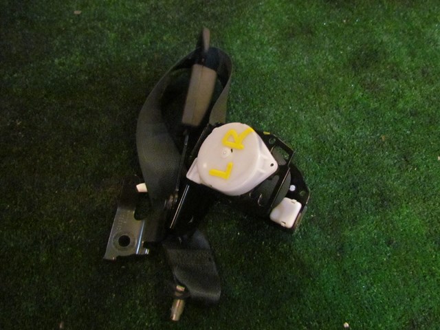 2012 Infiniti M37x Rear LH Driver Seat Belt & Buckle