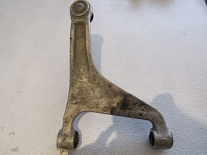 2012 Infiniti M37x Rear RH Passenger Upper Control Arm