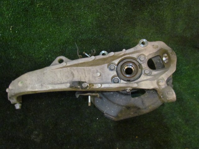 2012 Infiniti M37x Front LH Driver Spindle