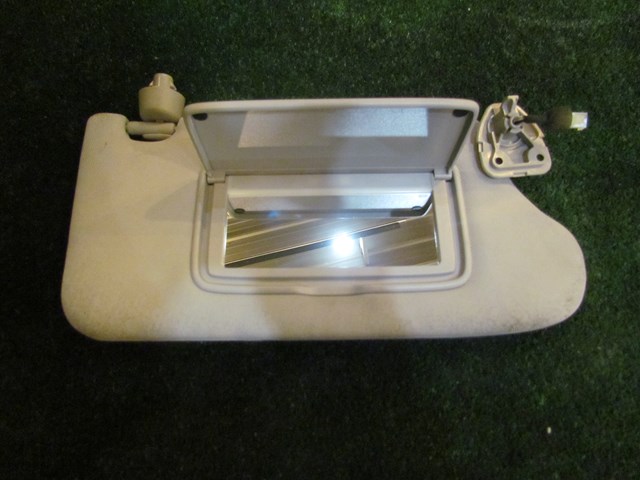 2012 Infiniti M37x RH Passenger Sun Visor