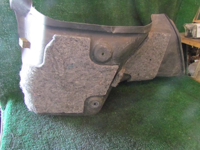 2007 Infiniti G35 Sedan RH Pass Trunk Quarter Moulding