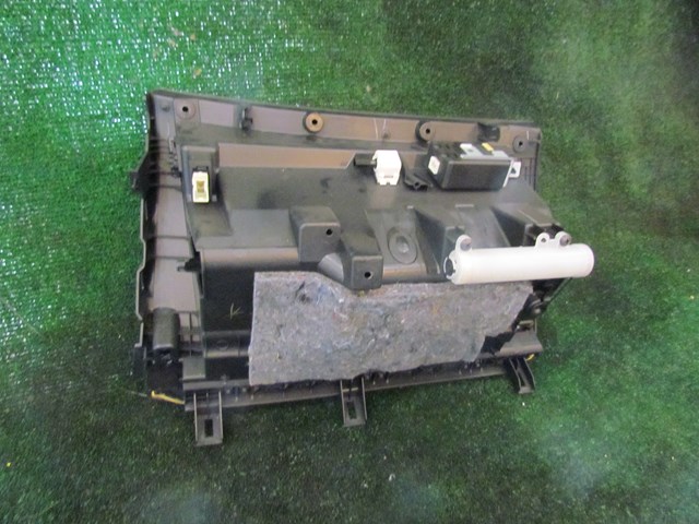 2007 Infiniti G35x Sedan RH Passenger Glove Box