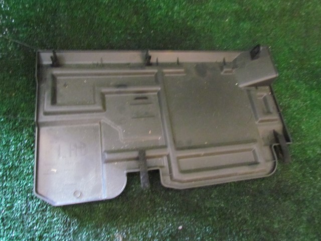 2007 Infiniti G35x Sedan RH Under Dash Kick 68920 JK600