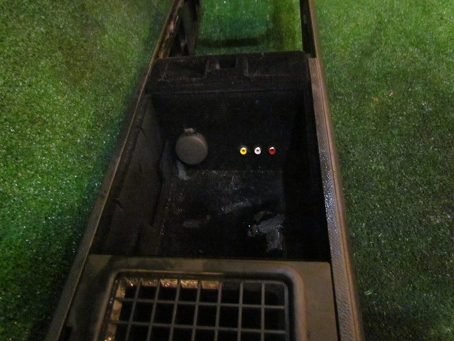 2007 Infiniti G35x Sedan Center Console Lower Portion