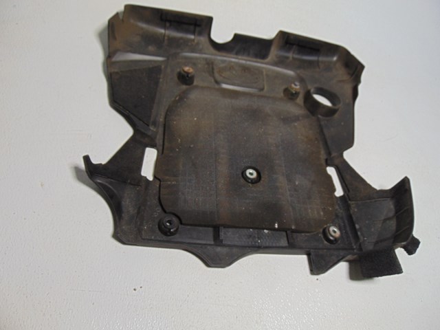 2007 2008 Infiniti G35x Sedan Engine Cover-Emblem Missing