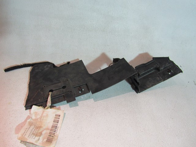 2007 Infiniti G35x Sedan RH Passenger Radiator Air Duct-See Details