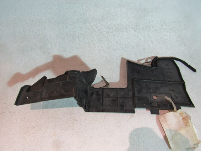 2007 Infiniti G35x Sedan RH Passenger Radiator Air Duct-See Details