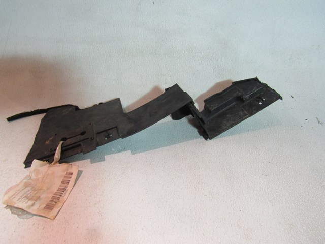 2007 Infiniti G35x Sedan RH Passenger Radiator Air Duct-See Details