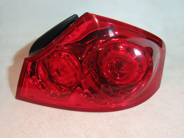 2007 2008 Infiniti G35 Sedan RH Passenger Quarter Mounted Tail LIght
