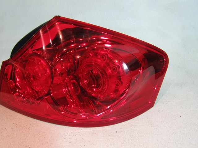 2007 2008 Infiniti G35 Sedan RH Passenger Quarter Mounted Tail LIght