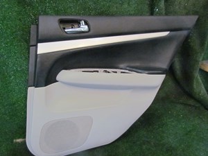 2007 Infiniti G35x Sedan Rear RH Passenger Door Panel