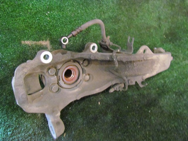 2007 Infiniti G35x Sedan Front RH Passenger Spindle