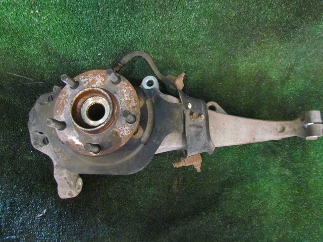 2007 Infiniti G35x Sedan Front LH Driver Spindle