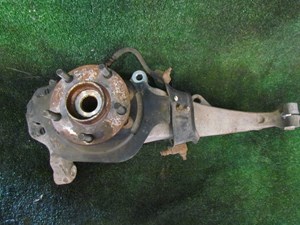 2007 Infiniti G35x Sedan Front LH Driver Spindle