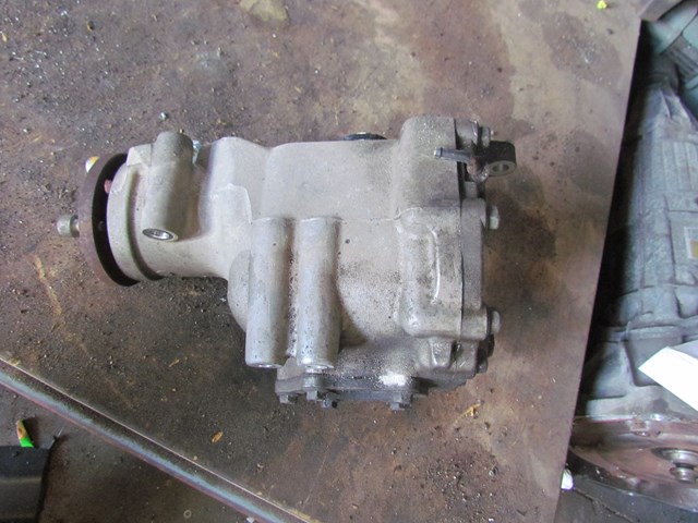2007 Infiniti G35x Sedan Front Differential