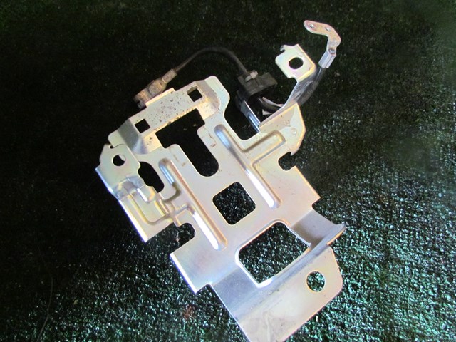 2007 Infiniti G35x Sedan Negative Battery Cable w/IPDM Bracket