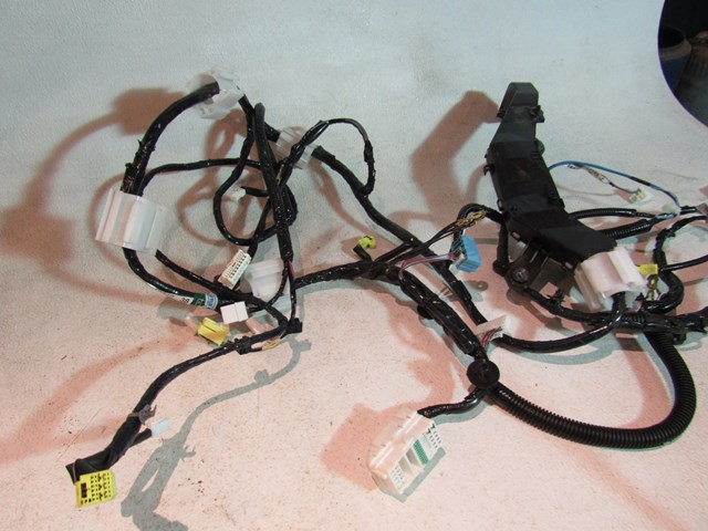 2007 Infiniti G35 Sedan RH Pass Body Wire Harness 24017 JK61D