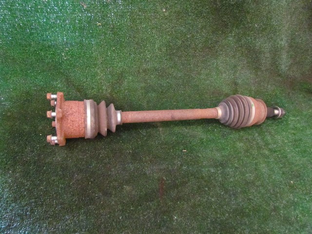 2007 Infiniti G35x Sedan Rear RH Passenger Axle Shaft