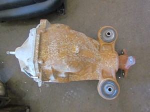 2012 Infiniti M37x Sedan Rear Open Differential