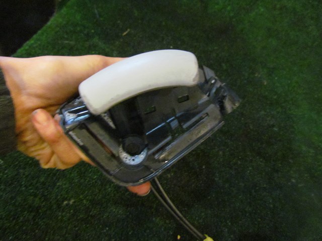 2013 BMW 128i Convertible Front RH Seat Release Lever