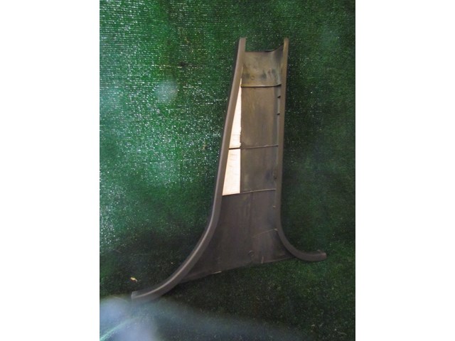 2005 Subaru Impreza Wagon LH Driver Lower B Pillar 94042FE030