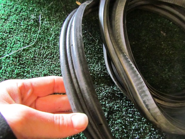 2005 Subaru Impreza Wagon Hatch Body Seal