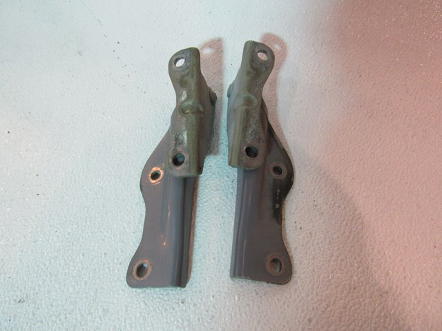 2005 Subaru Impreza Wagon Hood Hinge Set