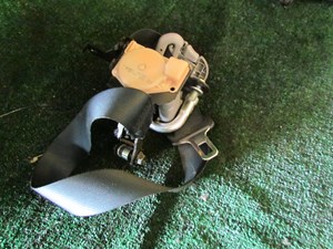 2005 Subaru Impreza Wagon Front LH Driver Seat Belt