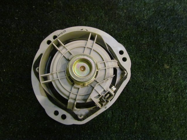 2005 Subaru Impreza Wagon Rear RH Passenger Door Speaker