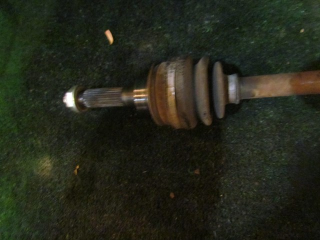 2005 Subaru Impreza Wagon Rear RH Passenger Axle