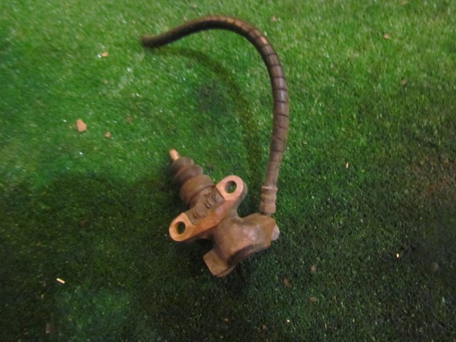 2005 Subaru Impreza Wagon Clutch Slave Cylinder OEM