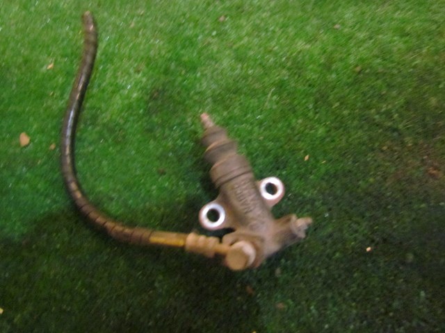 2005 Subaru Impreza Wagon Clutch Slave Cylinder OEM