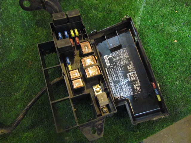 2005 Subaru Impreza Wagon MT Fuse Box 82231FE050