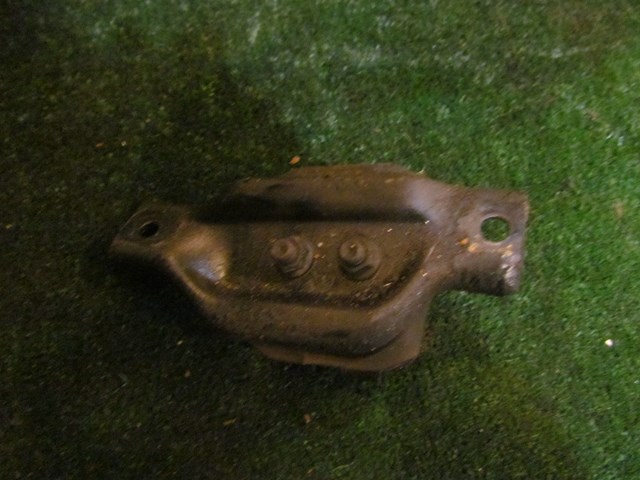 2005 Subaru Impreza Wagon RH Passenger Engine Mount