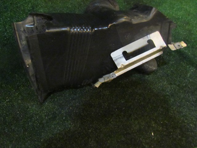 2005 BMW M3 LH Driver Air Ducting Diversion Tube
