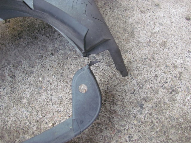 2005 BMW M3 Radiator Intake Duct and Front Grills -See Details