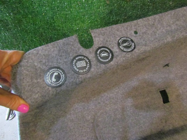 2005 BMW M3 Trunk Moulding Trim Panel 8 208 511