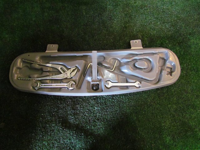 2005 BMW M3 Tool Kit Includes Tools Shown