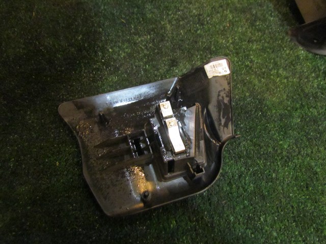 2005 BMW M3 RH Passenger Trunk Light w/Trim Panel 7 165 974