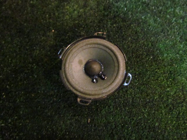 2005 BMW M3 Front LH Driver Door Speaker 6513 8368245-04