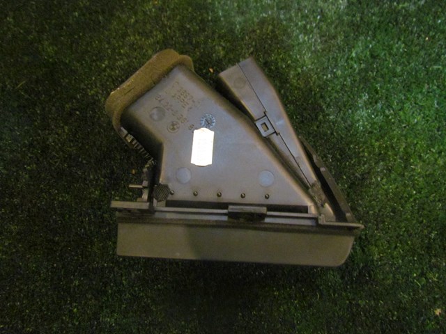 2005 BMW M3 LH Driver Dash Vent 64.22 8 361 897