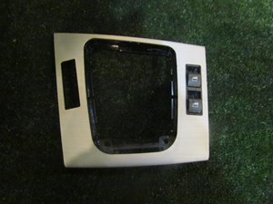 2005 BMW M3 RH Passenger Window Switch w/Shifter Trim