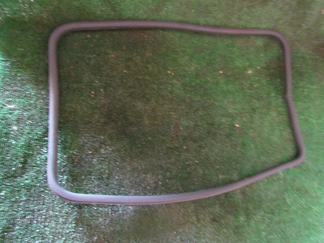 2005 BMW M3 Sunroof Seal 